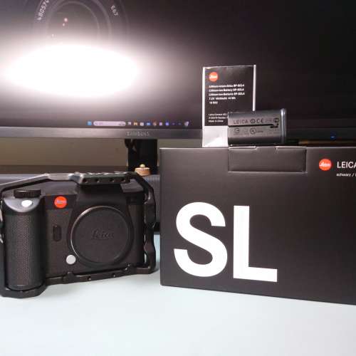 Leica SL2-S 連Cage rig & 兩粒電