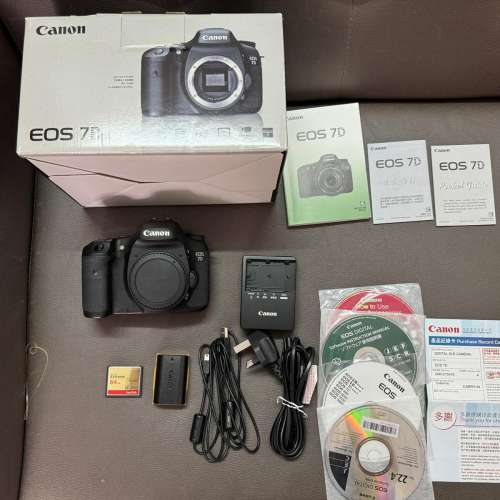 Canon 7D 連64GB CF card 二手或全新單鏡反光機, 攝影產品
