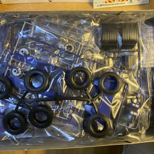 伊達雷利貨櫃車模型平治 ITALERI 1/24 Benz Actros 1854 LS V8  T3824