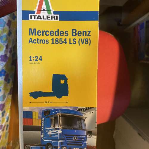伊達雷利貨櫃車模型平治 ITALERI 1/24 Benz Actros 1854 LS V8  T3824