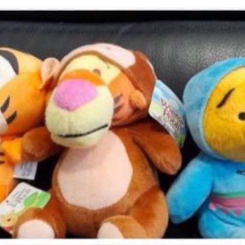 全新迪士尼八吋小熊維尼跳跳虎公仔New Disney winne the pooh jump jump tiger toy