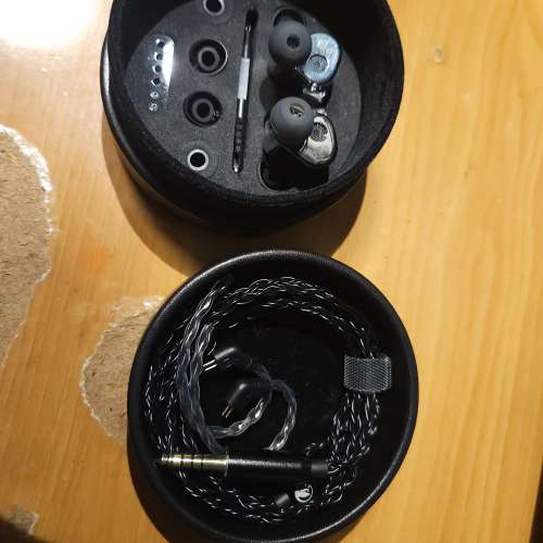 FIR audio neon 4 + wagnus Sakura Lily -Flora- (不交換)