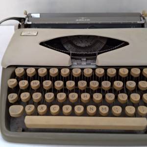 60年代懷舊打字機
