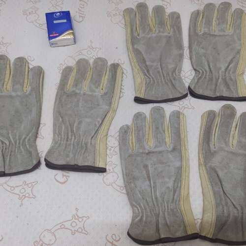 全新 米色+灰色全皮燒焊手套 燒焊手襪 勞工手套 建築手套 野營燒烤手套 耐磨 耐熱 ...