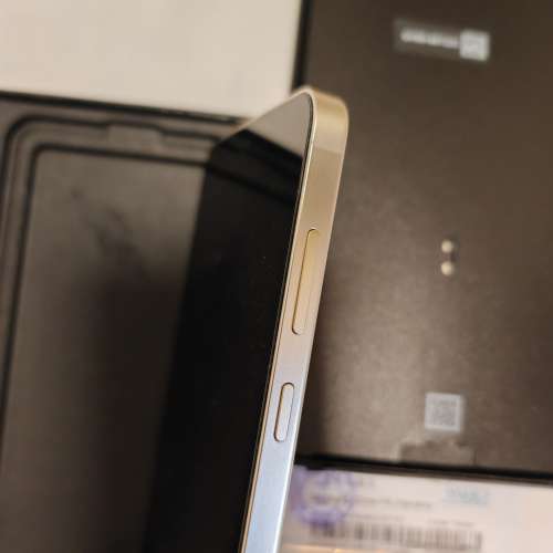 接近全新 samsung s24plus s24+ 256GB  淡奶黃，香港行貨有單有保養