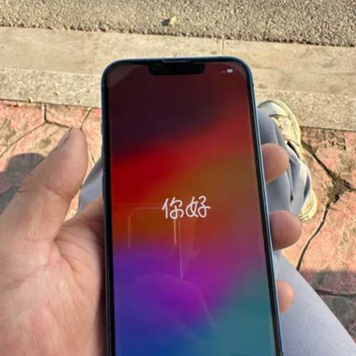 Apple iPhone 13 512G  5G 功能全部正常運作，電池效能90 %，電池良好，已貼貴價玻...