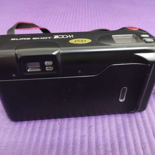 Canon Sure Shot Zoom with 35-70mm f/3.5-6.7 Lens