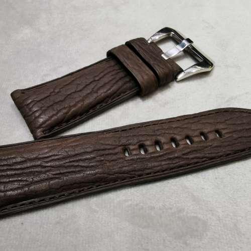 扣位26mm-鯊魚皮咖啡色手工錶帶