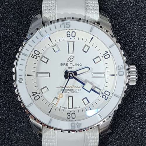 Breitling Superocean Automatic 36 (99% NEW)