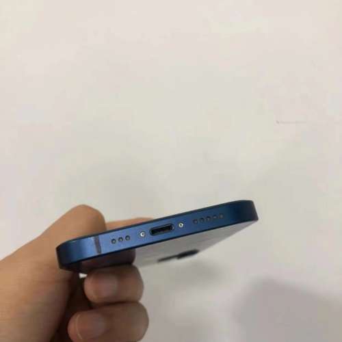 Iphone 12 256GB 行貨，電池效能100 %