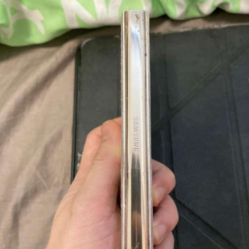 可交換機玩 Samsung flod4 港行有保養 98%new 可換機 換機優先多除少補 12+512