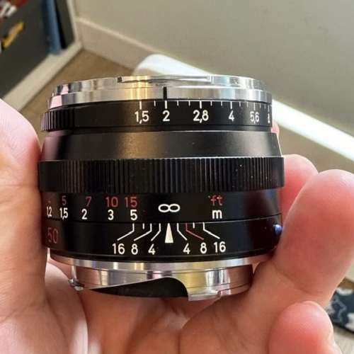 Zeiss C sonnar 50mm f1.5 ZM not leica summicron