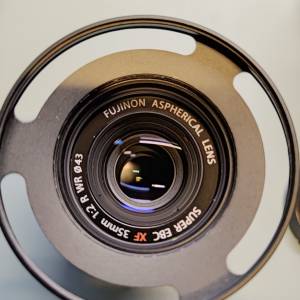 售 90%新 富士 Fujifilm 35mm f 2.0鏡頭