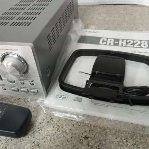 Teac CRH228i.