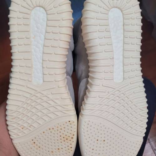 adidas Yeezy 750 Boost Light Brown (初版)