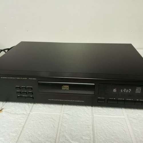 Rotel RCD950 CD PLAYER