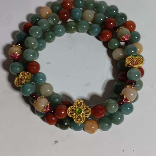 8mm24寸油青工藝品款珠串其中一條用橡筋繩穿成可作手串佩戴每條260元, 兩條420元。...