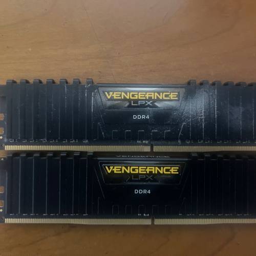 Corsair Vengeance DDR4 3600 8GBx2 合共16GB