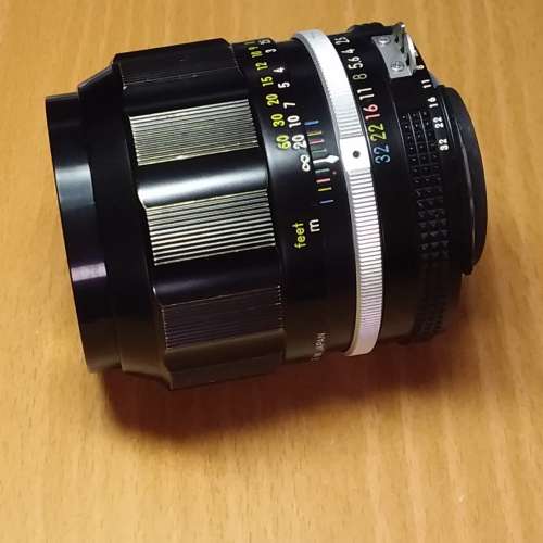 Nikon Nikkor-P 105mm F2.5 ai