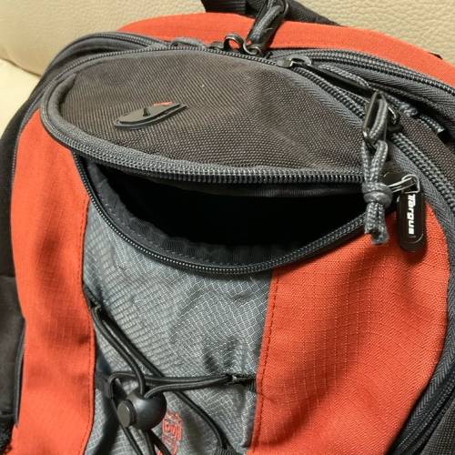 Targus backpack 🎒 背囊 書包 背包 45x35x13cm