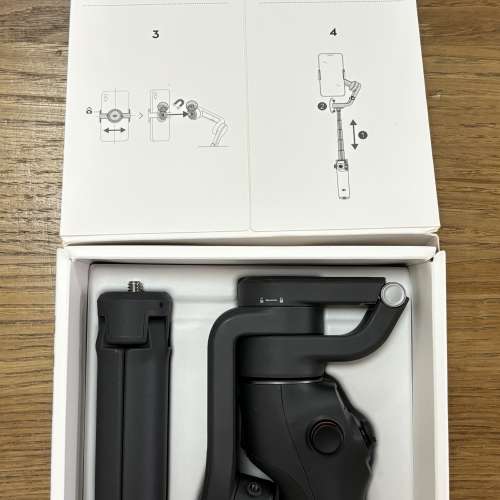 二手 少用 大疆 DJI Osmo Mobile 6 暗岩灰 有盒無單，只限面交。