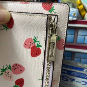 新淨全正常 Kate spade strawberry long wallet purse pouch 長銀包 士多啤梨 草莓