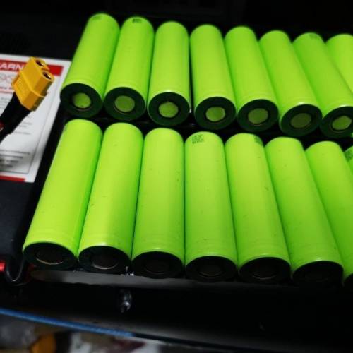 Sonic 6.5吋電動平衡車，全新電池。平衡。用輪平衡。自平衡車。初學者極快上手