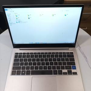 Samsung  slim light i7 8565 16gb 512gb ssd