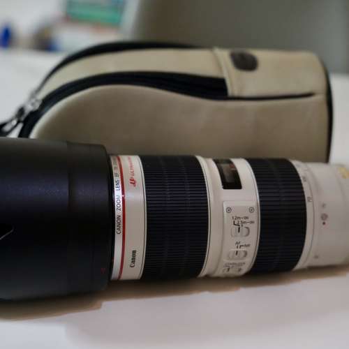 代友平售很新大光圈長焦防震鏡   Canon EF 70-200mm f/2.8L IS || USM