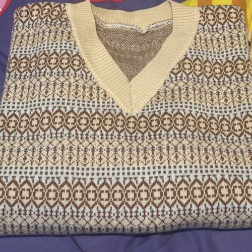 全新 復古文藝V領幾何撞色設計針織上衣