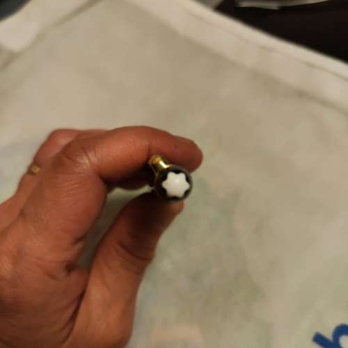 Montblanc 萬寶龍大師傑作， 經典系列，鍍金質 鋼珠筆