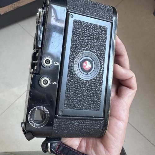 出售leica M4 original black paint，原廠黑漆，1969-70產，全原装