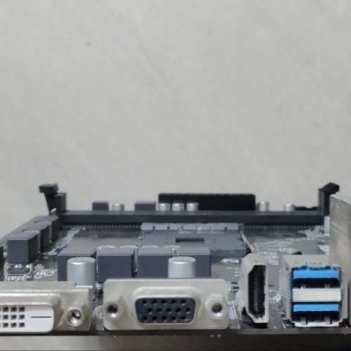 Asrock A320M-HDV 主機板(壞）