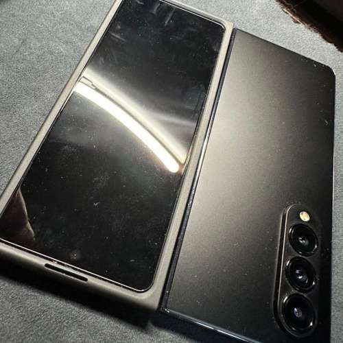 Samsung Z Fold 4 Black 12+512GB (Samsung Care+ to 10-2024)