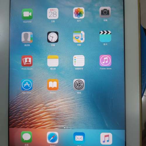 蘋果 Apple  iPad2 16GB 連機套及差電線