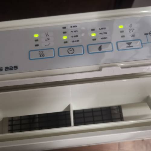 Dehumidifier 惠而浦。Whirlpool. ss225.  20升 殺菌三合一抽濕機