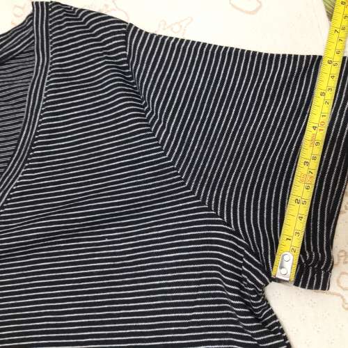 全新黑白間條短袖T-Shirt 上衣 T恤 襯衫 襯衣 tee恤 短袖衫