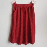Red Skirt · 紅色碎花裙