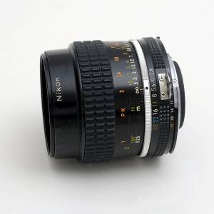 Nikon Ai-s 55mm f2.8 micro