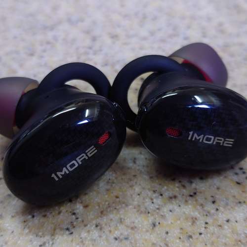 1 more 無綫圈鐵降噪耳機