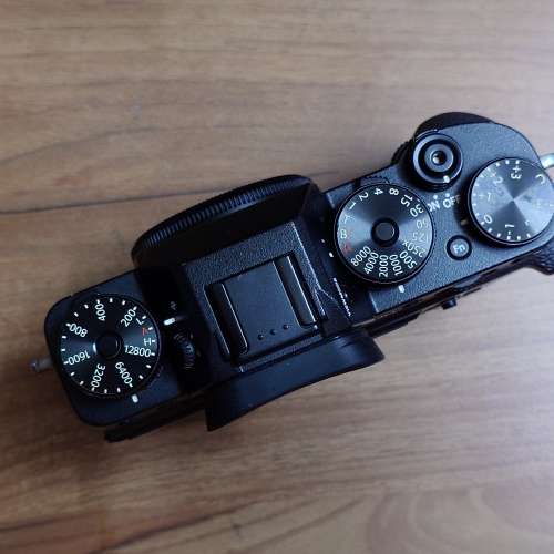 Fujifilm X-T2 with XF18-55mm