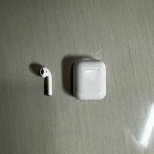 apple -Aripods，充電盒+左耳