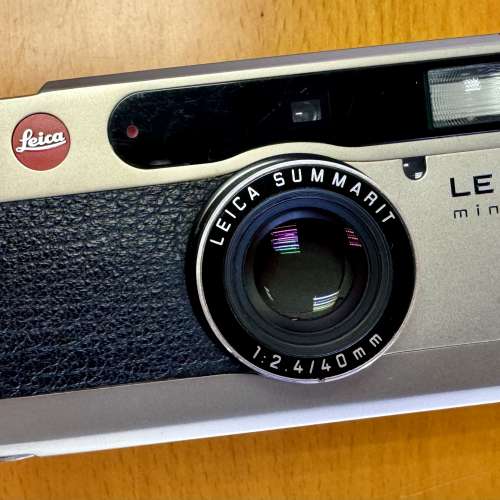 Leica Minilux  f2.4 / 40mm 香港97回歸紀念特別版輕便相機