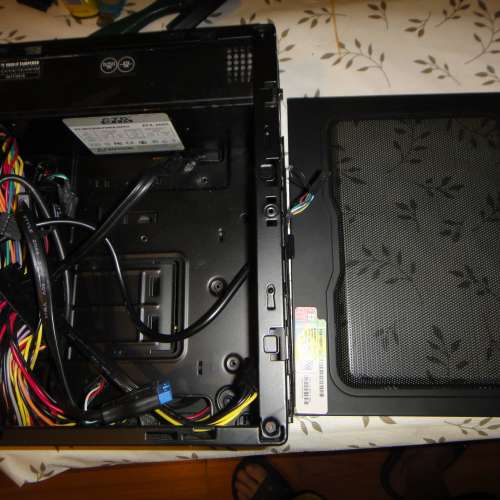 GTR ITX機箱 200W火牛 包螺絲、十字座架、電源線