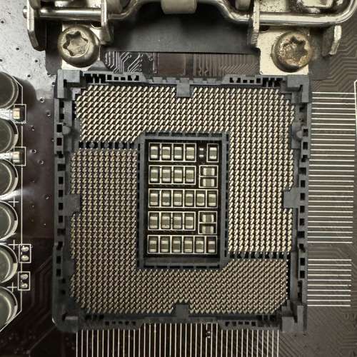 MSI Z68A-G45 (G3) + i5-2400 (跟原裝散熱) + Kingston DDR3 2400MHz CL11 2x8GB