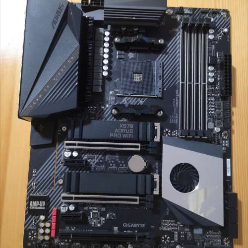 (新淨) 技嘉X570 AORUS PRO WIFI底板連背板