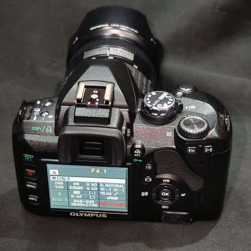 Olympus E-510 + 14-45 跟1電有充 整體98%以上新 冇暗病，操作性能正常 鏡片通透冇...