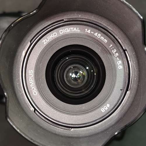 Olympus E-510 + 14-45 跟1電有充 整體98%以上新 冇暗病，操作性能正常 鏡片通透冇...
