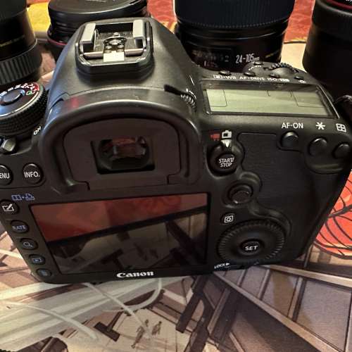 Canon 5D Mark III + Canon Zoom Lens EF 24-105mm 1:4 L IS USM