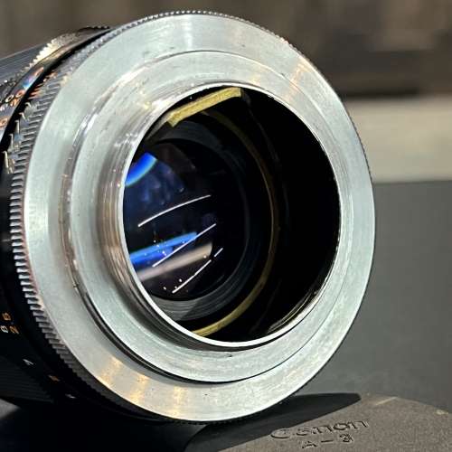 Canon 85mm f1.8 black ltm lens with original filter and hood